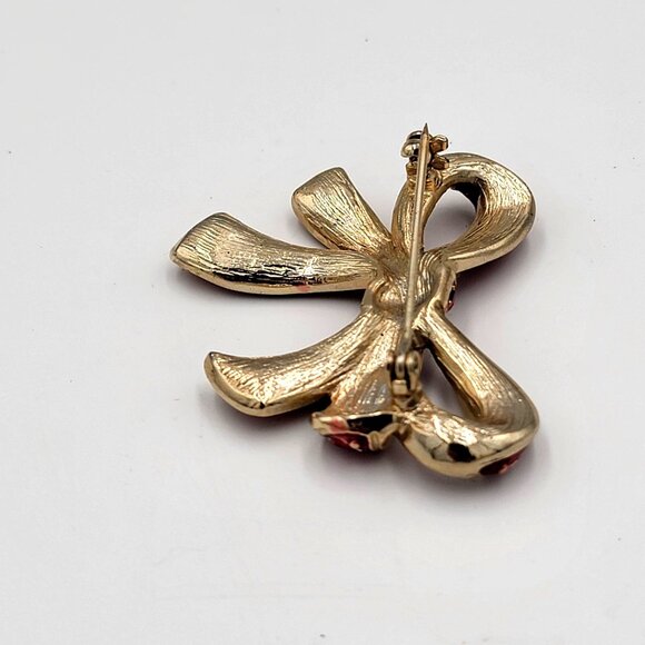 Vintage Christmas Gold Tone Bow Brooch With Red Rhinestones - Picture 8 of 11